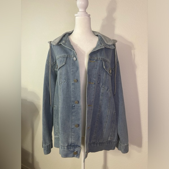 Oversized hooded denim jacket - Picture 1 of 6